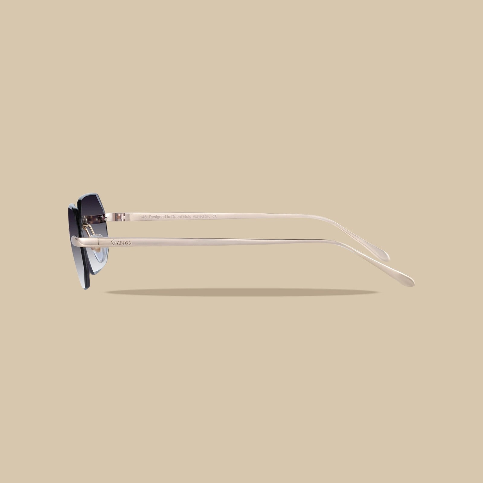 Diamond Cut eyewear zwart transparant, detail van het montuur