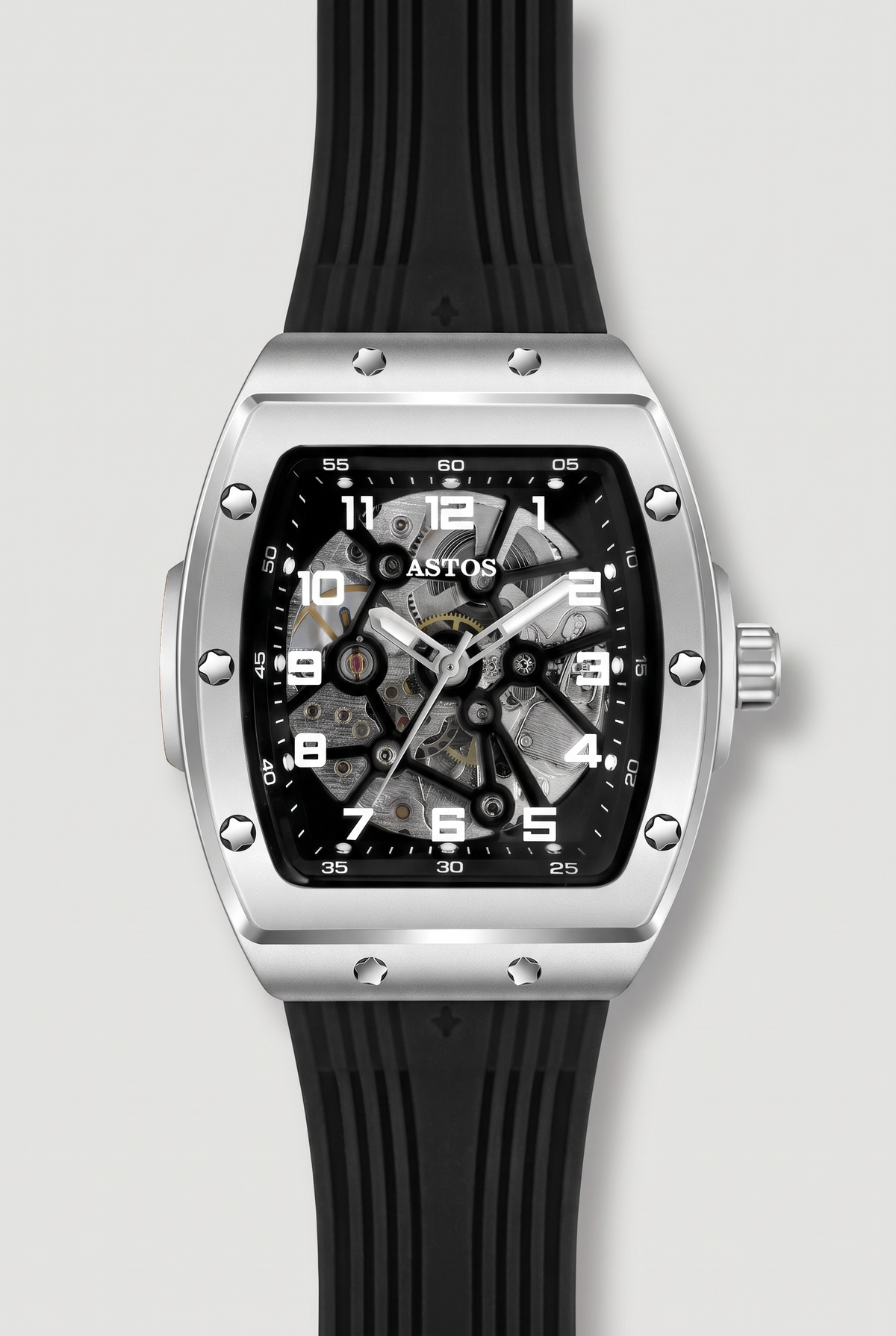 Astos Millionaire Silver horloge, zilveren tonneau-kast met skeleton wijzerplaat en zwarte rubberen band, vooraanzicht