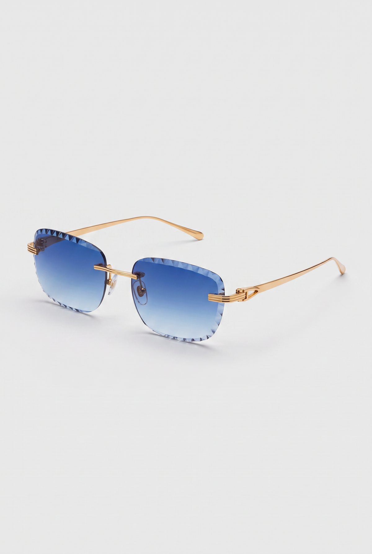 Eyewear Premium Diamond Cut zonnebril blauw met goud - schuin aanzicht