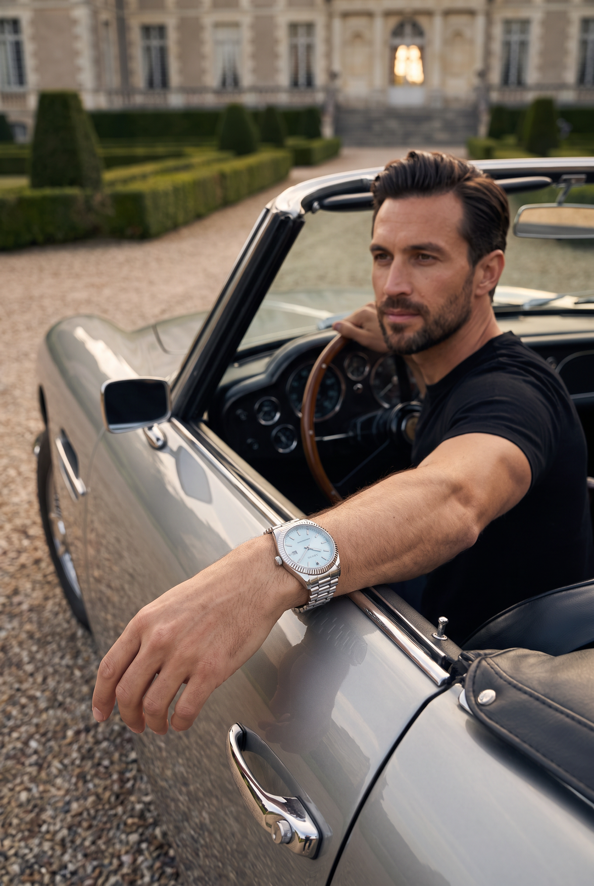 Astos Presidential Edition Platinum lifestyle, in een klassieke oldtimer voor een kasteel