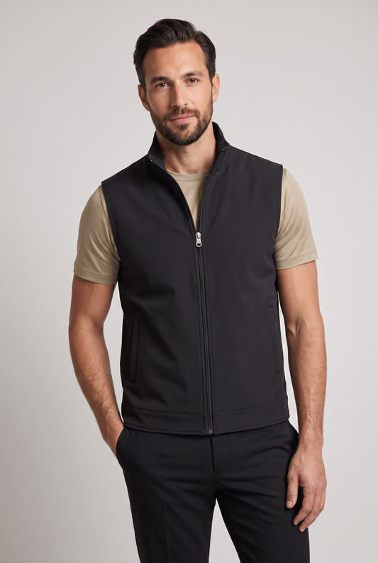Tweezijdige bodywarmer zwart - vooraanzicht op model over glans shirt, studio