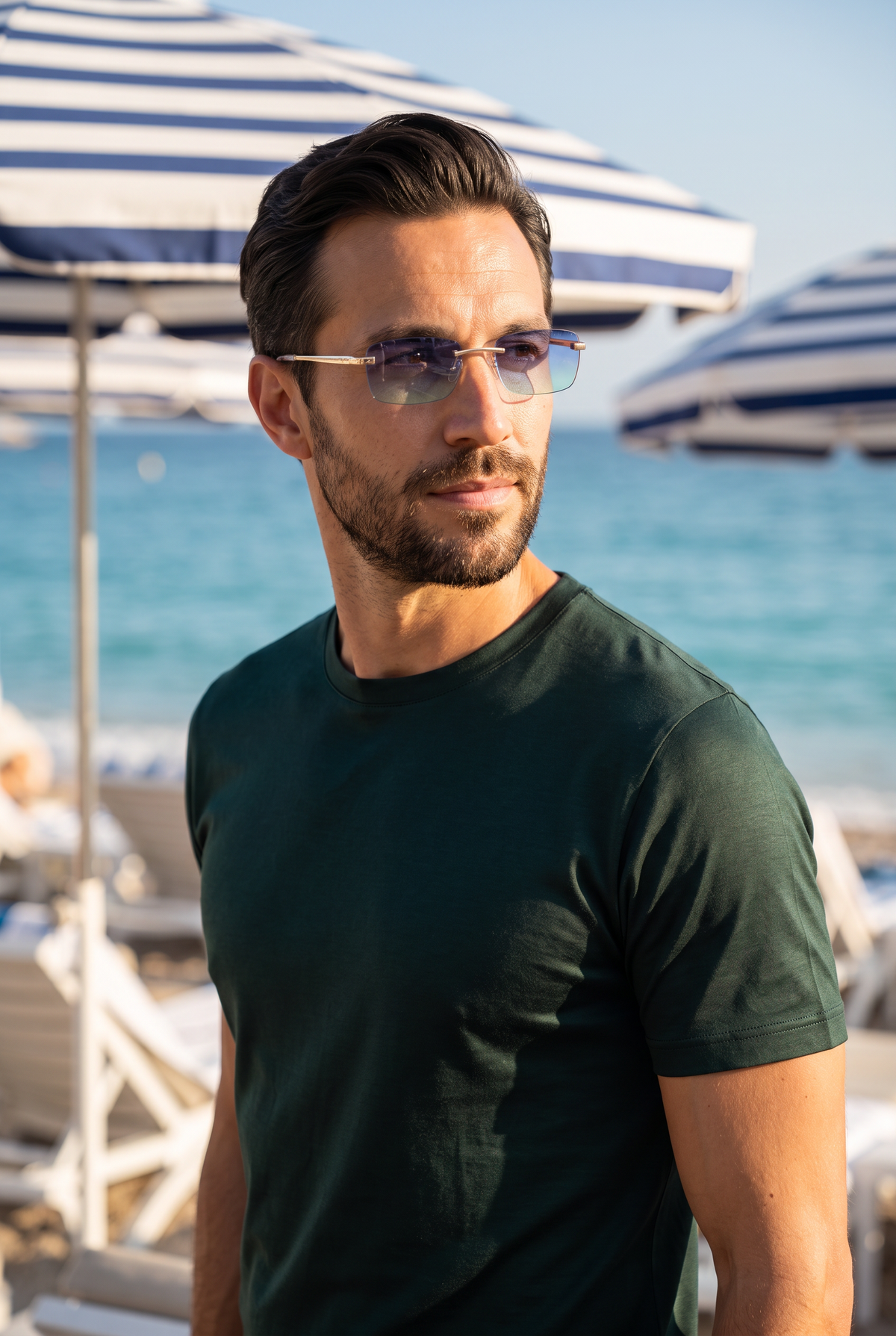 Astos Eyewear Blue Gradient witte poten - lifestyle bij beachclub aan de Rivièra