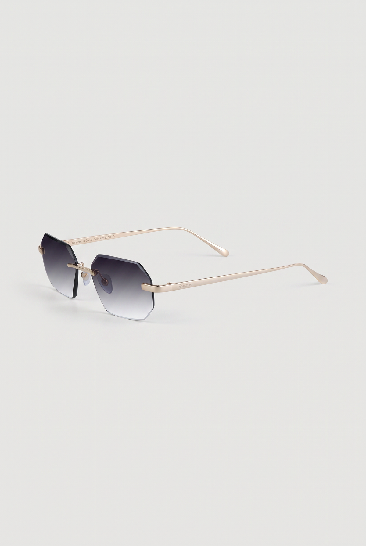 Astos Eyewear Diamond Cut Black - randloze zonnebril, schuin aanzicht